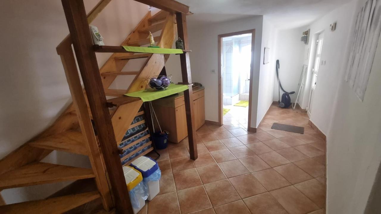 Apartment Igor With Balcony And Sea View Baška Dış mekan fotoğraf